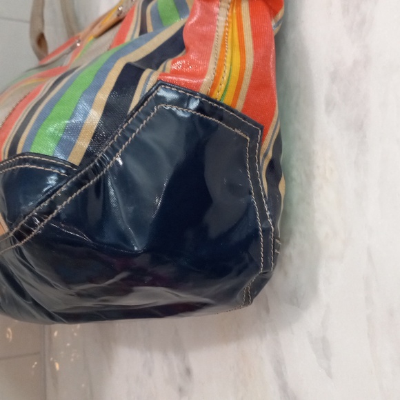 Satchel - Picture 5 of 16